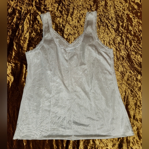Vintage 1980s 1990s Ivory White & Black Lace Trimmed Camisoles By WARNERS - Picture 3 of 12